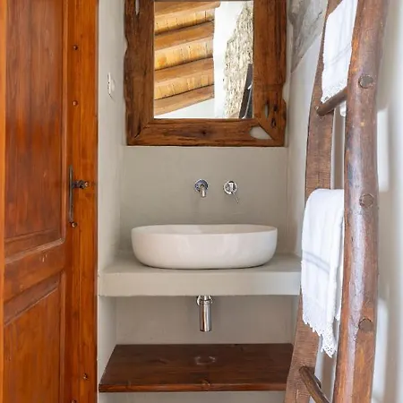 Donna Rina - Suggestiva Casa Nel Centro Storico Villa Colledimezzo Buitenkant foto